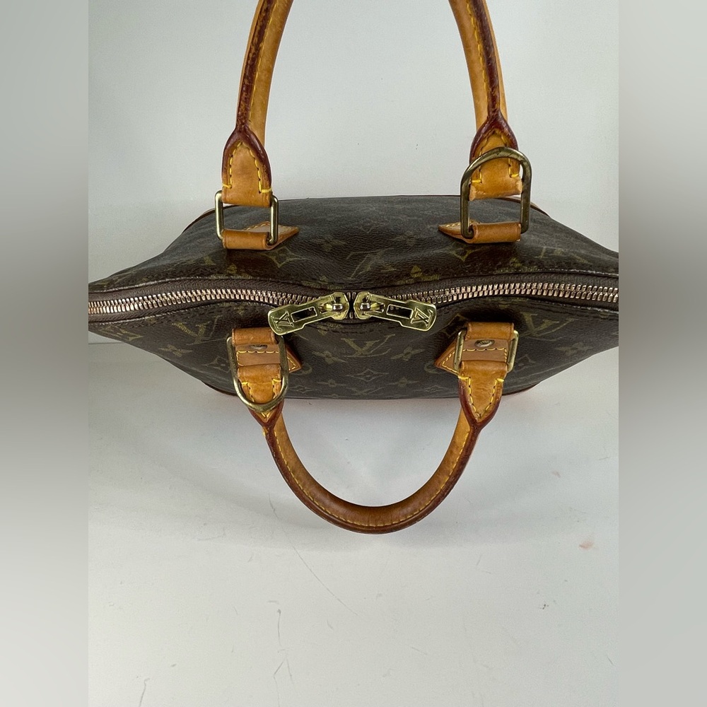 Louis Vuitton Alma Hand Bag - Picture 8 of 16